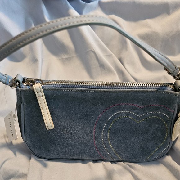 COACH Hearts Demi Bag, VINTAGE, Y2k, and NEW with tags! RARE! 🎉HOST PICK🎉 - Picture 2 of 16